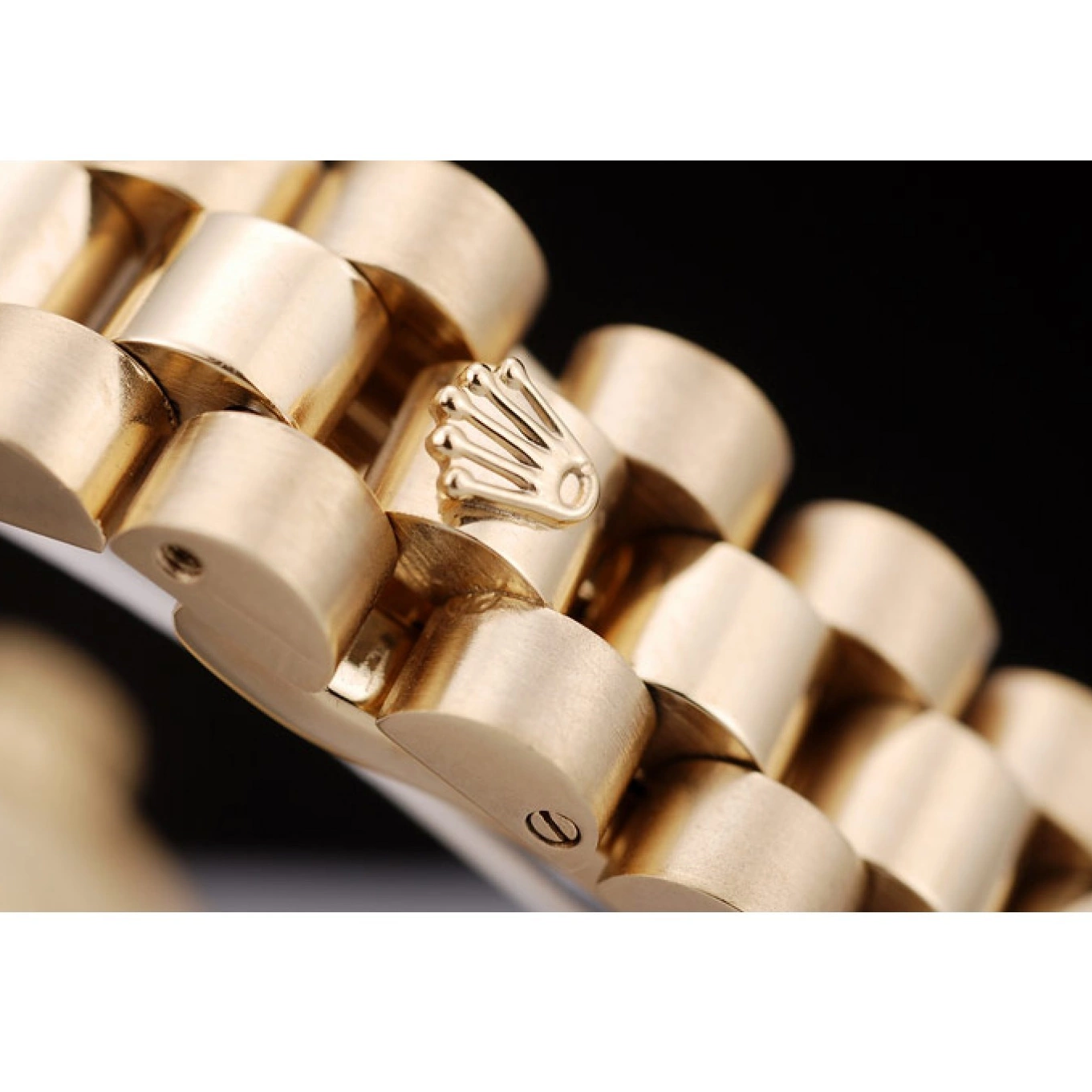Aaa replica watch Dial Rolex Gold Ribbed Gold Pattern Bezel DateJust 0717